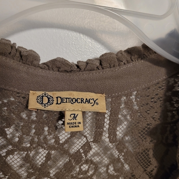 Top - Picture 3 of 4